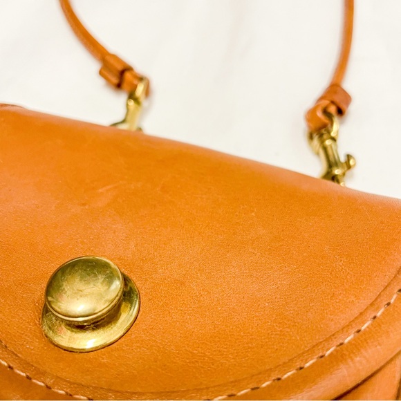 Coach Vintage Mini Belt Bag 9826 British Tan - Picture 7 of 13